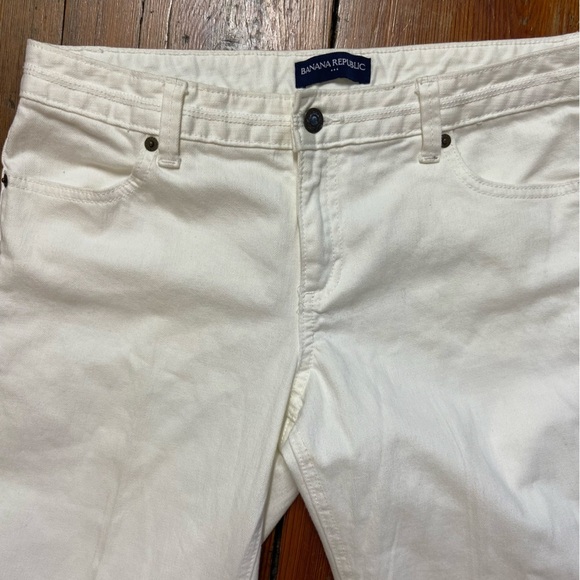 Banana Republic Women's White Stretch Flare Jeans Size 10 Casual Denim Spring - Picture 2 of 6